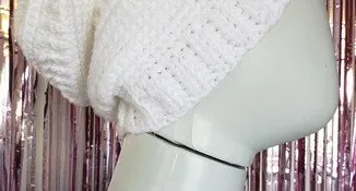 Gorro Caído em Lã de Crochê