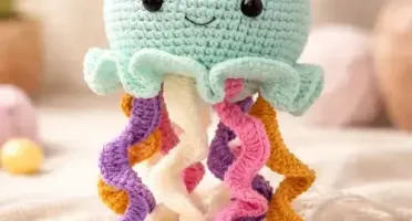 Polvo de Tentáculos Coloridos em Amigurumi