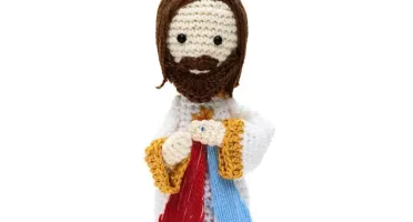 Jesus Misericordioso em Amigurumi