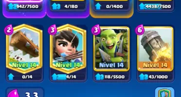 Vendo conta dó clash Royale antiga é bem gemada