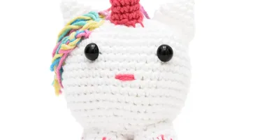 Unicórnio Bola Rosa Escuro em Amigurumi