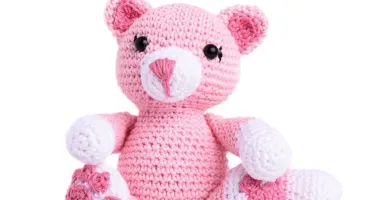 Mini Gatinha Miau em Amigurumi