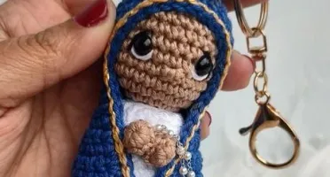 Chaveiro Nossa Senhora Aparecida em Crochê