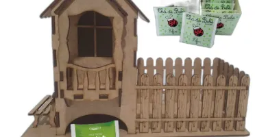 Casa com cerca, teto removivel, suporte para sache de...