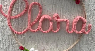 Guirlanda jardim florido personalizado em Tricotin