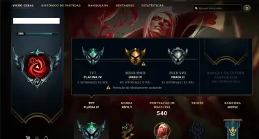 Conta ouro 4 com TODOS os champs e 148 skins