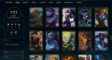 Conta unranked com 123 skins e TODOS os champs