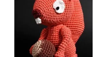 Esquilo com Noz em Amigurumi