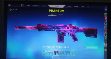 Conta Valorant com várias skins e rank de ato Imt2