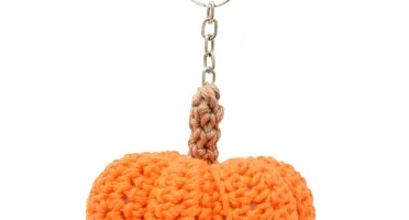 Chaveiro Abóbora Laranja em Amigurumi