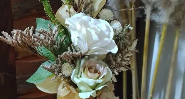 Arranjo com flores desidratadas - Ambar