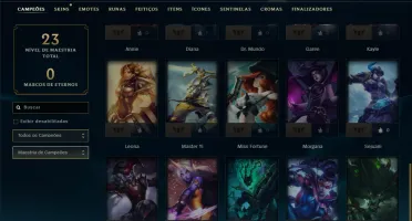Ouro 4 com 30 Champs e 7 Skins