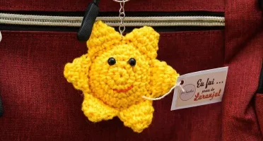 Chaveiro Solzinho Amigurumi