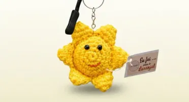 Chaveiro Solzinho Amigurumi