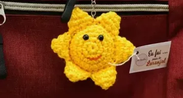 Chaveiro Solzinho Amigurumi