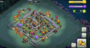 Clash of clans cv13 quase full e base do construtor full