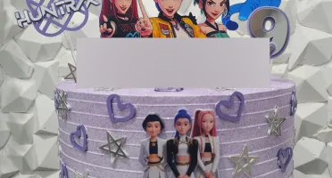 Arquivo topo de bolo Guerreiras do k-pop