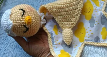 Naninha ou Manta do Apego em Crochê - Pintinho
