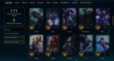 Unranked com 70 Champs e 38 Skins ( MID / ADC )