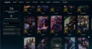 Platina 4 com 50 Champs e 17 Skins + 2 Fragmentos