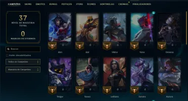 Platina 4 com 35 Champs e 7 Skins