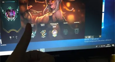 Conta ex Platina4 hoje em dia UNRANKED pois nao jogo mais.