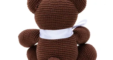Urso Marrom Laço Branco Amigurumi