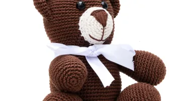 Urso Marrom Laço Branco Amigurumi