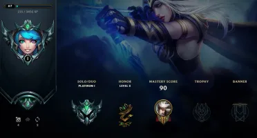 Conta LoL Platina 1 c/ Lux Elementalista
