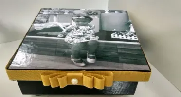 Caixa Mdf com fotos e sabonetes