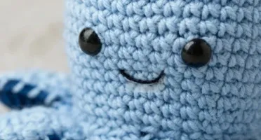 Polvo Reversível Humor Azul Amigurumi