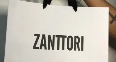 Sacola De Papel Com Logo