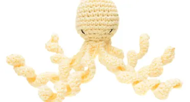 Polvo Pequeno Amarelo Amigurumi