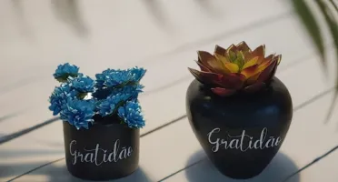 Conjunto vaso coração e cachepot Gratidão preto