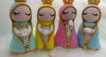 Santinha em Crochê