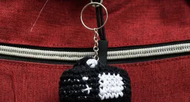 Chaveiro Câmera fotográfica em amigurumi