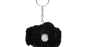 Chaveiro Câmera fotográfica em amigurumi