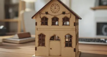 Mini Casinha MDF, sobrado com relogio 11x08 - mod 03