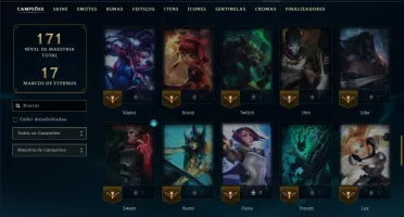 Platina 4 com 70 Champs e 8 Skins