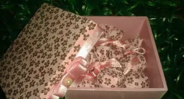 Caixa de Mdf com saches