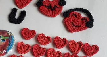 Kit do Amor Aplique Corações em Crochê