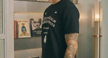 Camiseta Preta Ouija Board