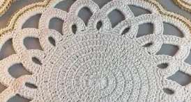 Kit mesa posta Branco e dourado