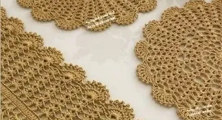 Kit mesa posta Branco e dourado