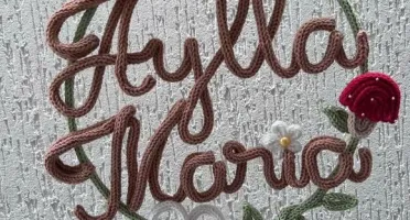 Guirlanda Jardim Encantado personalizado em Tricotin
