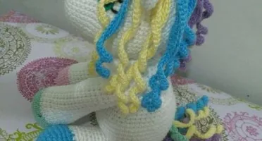 Amigurumi Unicórnio