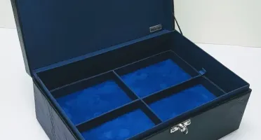 Estojo Grande Preto e Azul para Joias e Bijuterias