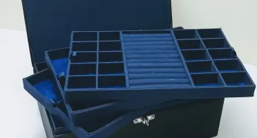 Estojo Grande Preto e Azul para Joias e Bijuterias
