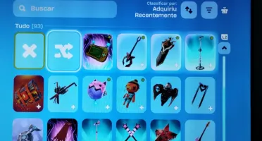 Conta de Fortnite, com clube ativo