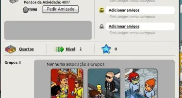 Conta habbo com personagens de 2006, 2008 e 2011